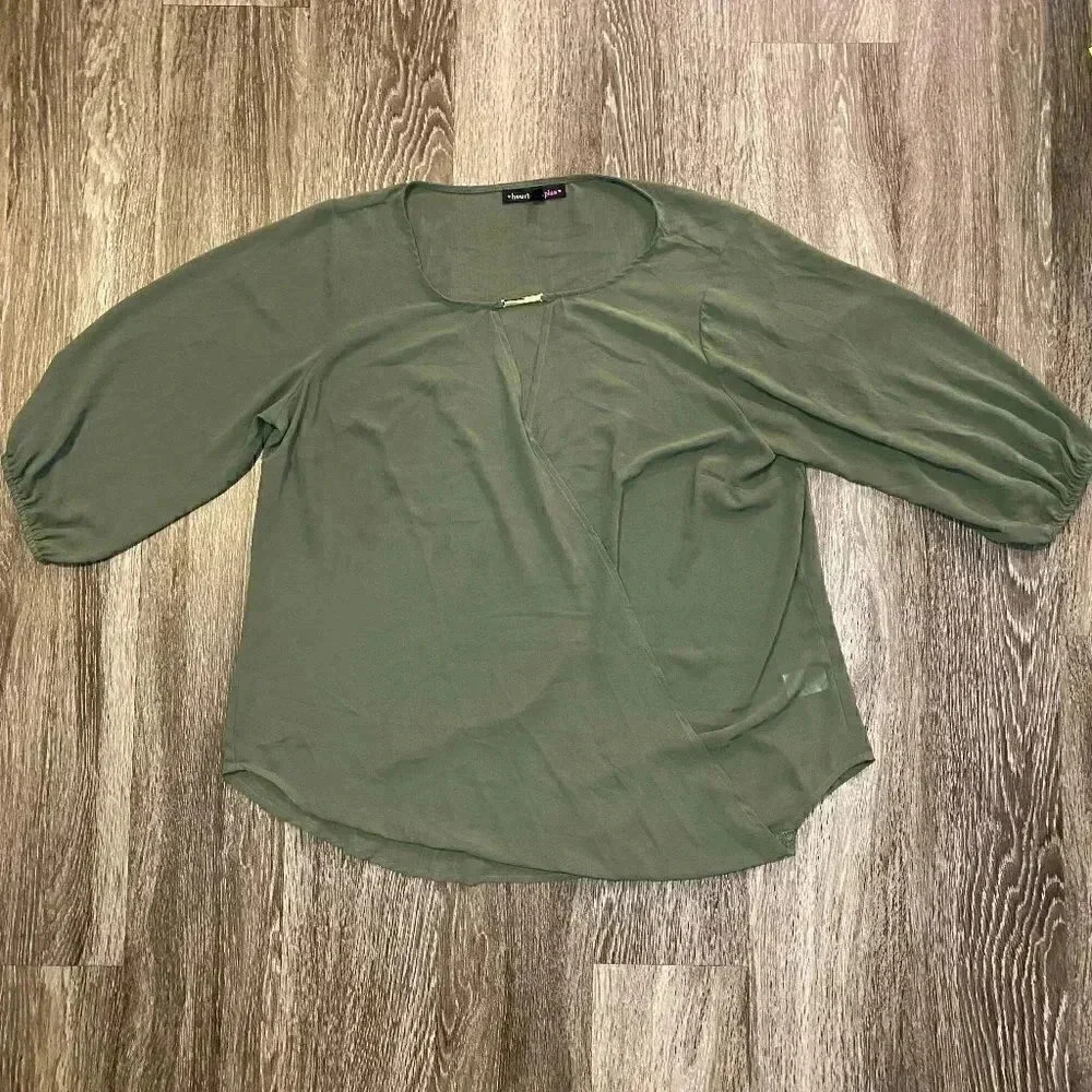 Womens Heartsoul Plus Green Blouse - 1X